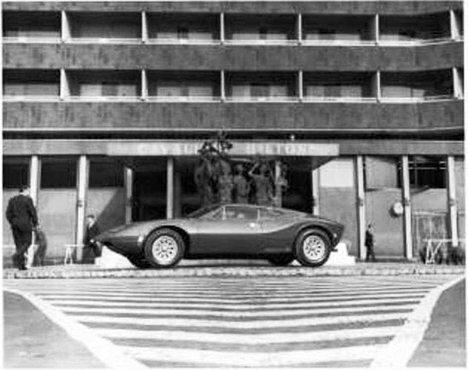 /rome-1970-amc-amx-3-factory-photo-ebay.jpg